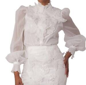 NEW FOR HER NYC floral embroidered blouse in white